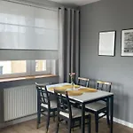 Paryska Home